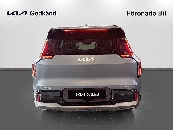 Kia EV9 5 of 16