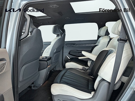 Kia EV9 10 of 16