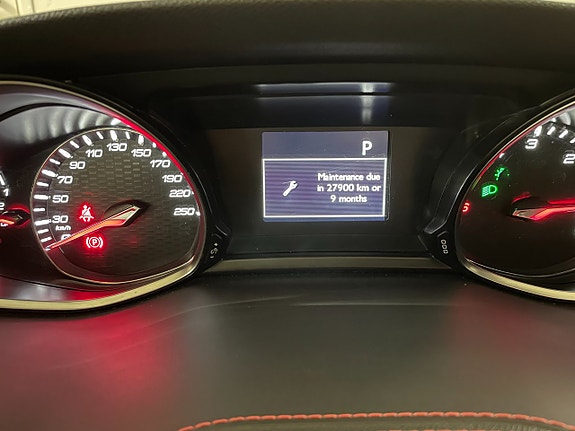 Peugeot 308 SW 23 of 24