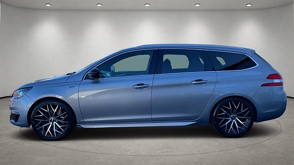 Peugeot 308 SW 6 of 24