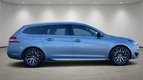 Peugeot 308 SW 5 of 24