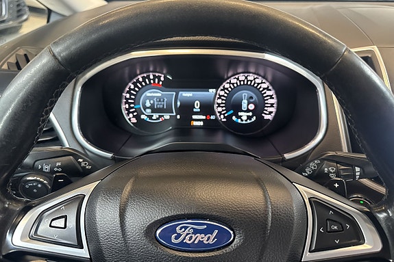 Ford S-MAX 16 of 26