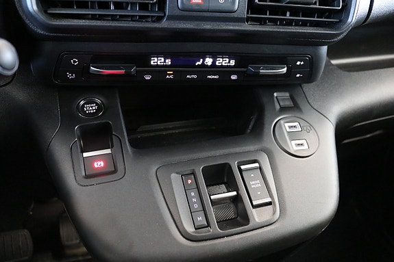 Citroen Berlingo 23 of 28