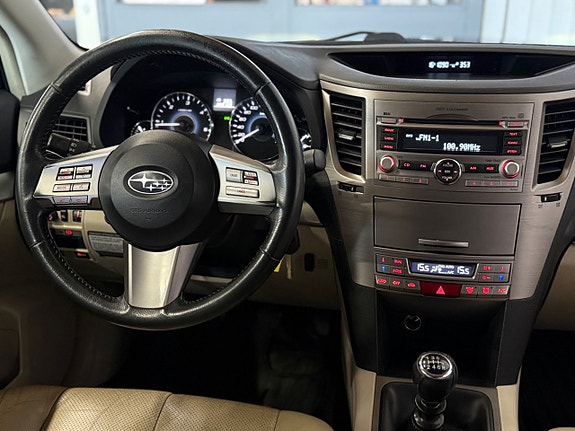 Subaru Outback 11 of 15