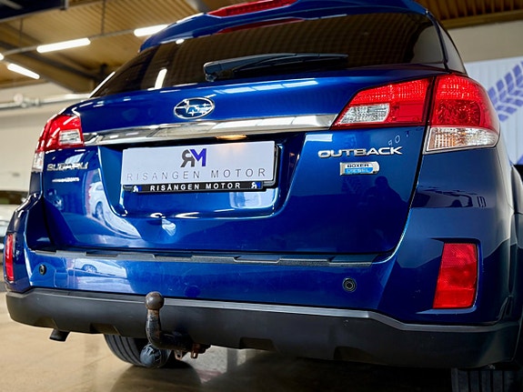 Subaru Outback 7 of 15