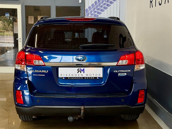 Subaru Outback 6 of 15