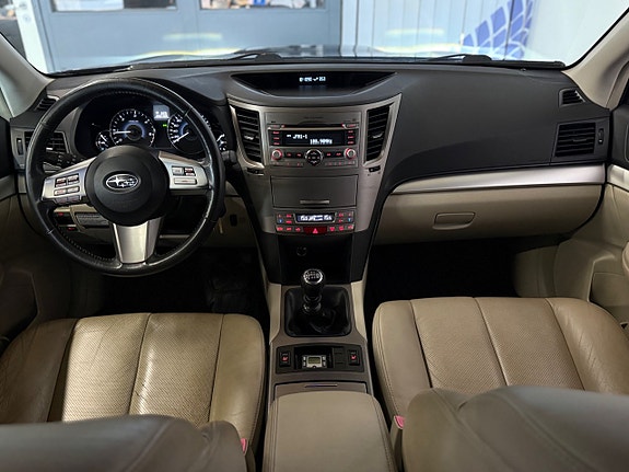Subaru Outback 9 of 15