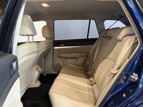 Subaru Outback 13 of 15