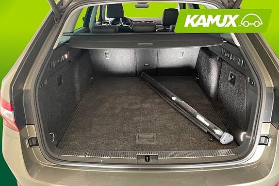 Skoda Superb 11 of 19