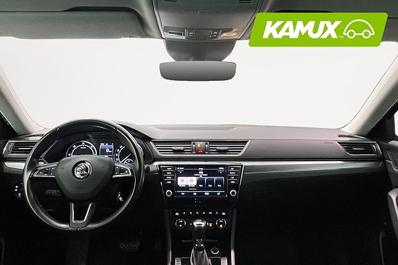 Skoda Superb 6 of 19