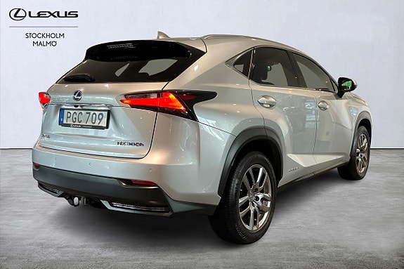 Lexus NX300h 5 of 21