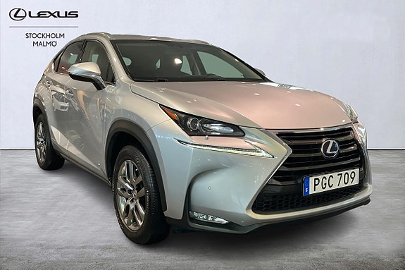 Lexus NX300h 6 of 21