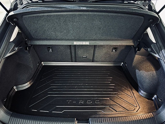 Volkswagen T-Roc 6 of 18