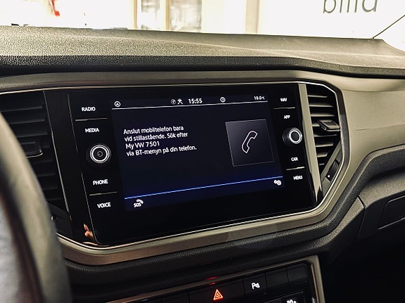 Volkswagen T-Roc 13 of 18