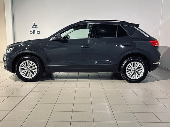 Volkswagen T-Roc 3 of 18