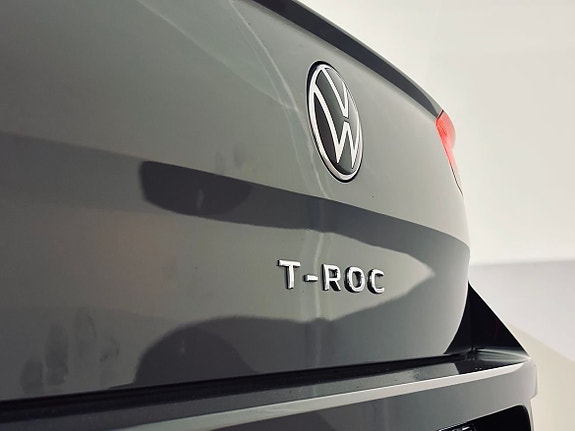 Volkswagen T-Roc 5 of 18