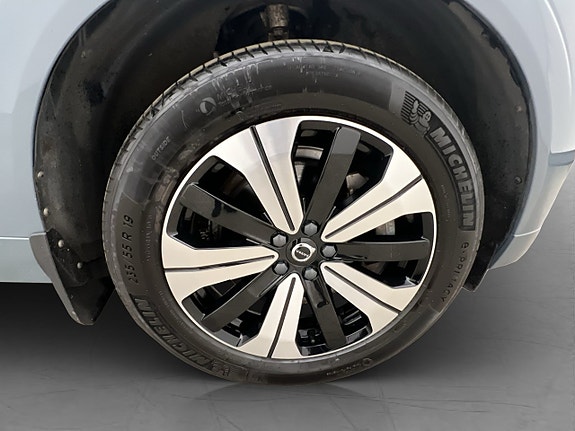 Volvo XC60 21 of 30