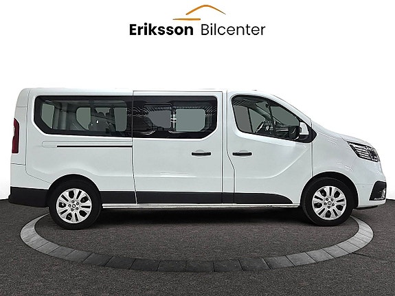 Renault Trafic 8 of 27