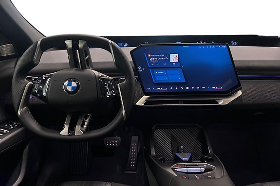 BMW iX3 8 of 20