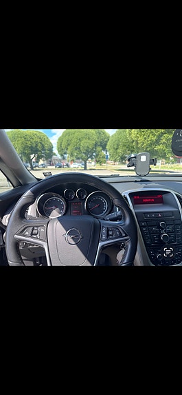 Opel Astra 6 of 8
