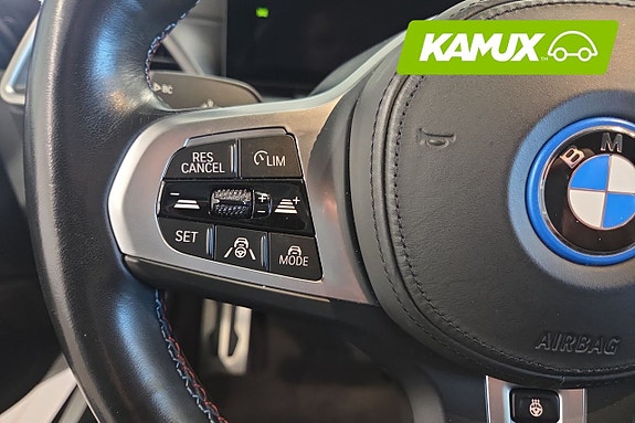 BMW i4 24 of 26