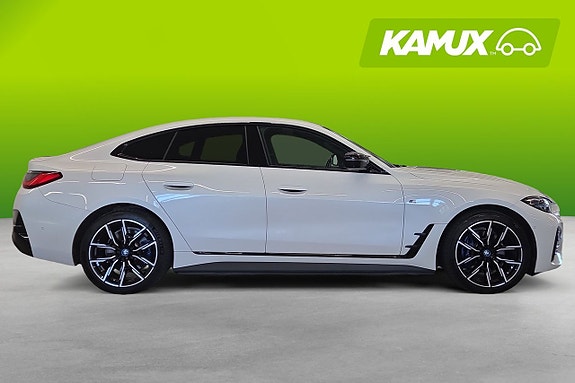 BMW i4 2 of 26