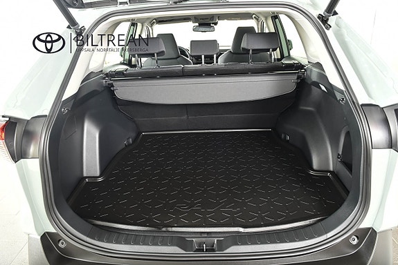 Toyota RAV4 10 of 21