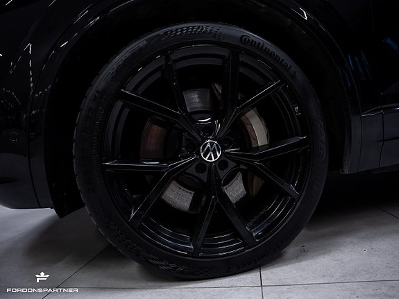 Volkswagen Touareg 10 of 30