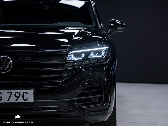 Volkswagen Touareg 4 of 30