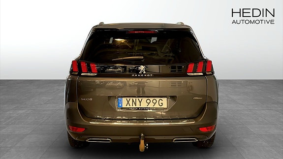 Peugeot 5008 7 of 9