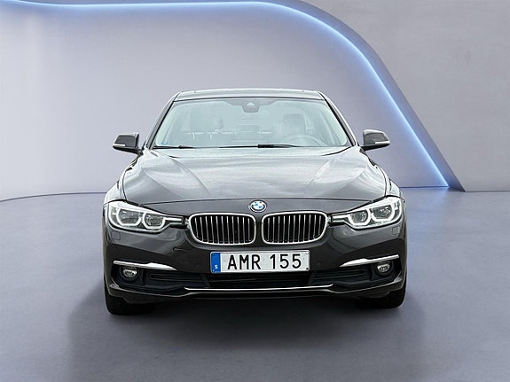 BMW 320 10 of 26