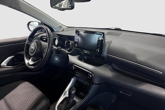 Toyota Yaris 7 of 12