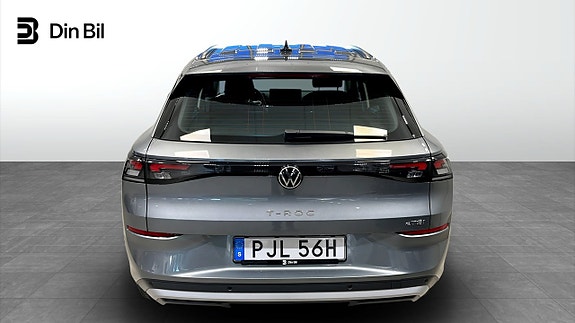 Volkswagen T-Roc 5 of 12