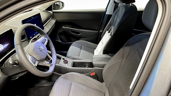 Volkswagen T-Roc 8 of 12