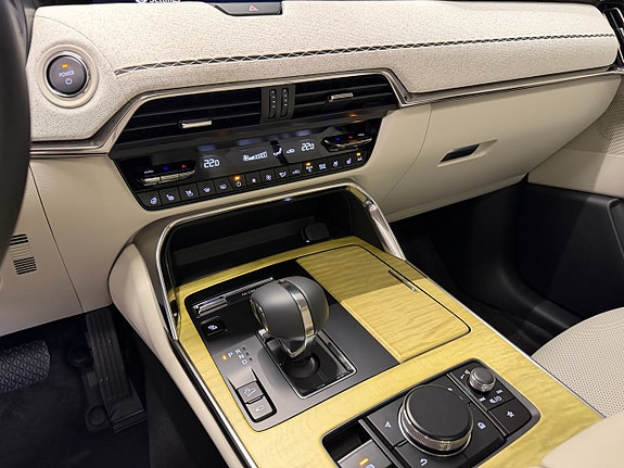 Mazda CX-80 13 of 21