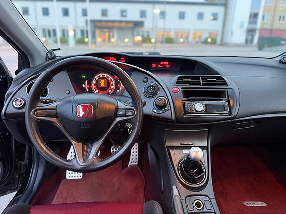 Honda Civic 7 of 12