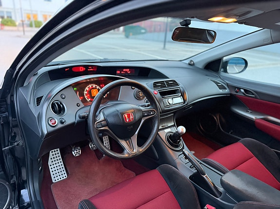 Honda Civic 6 of 12