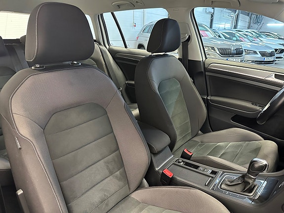 Volkswagen Golf Alltrack 15 of 28