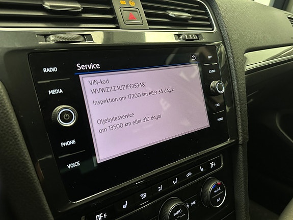 Volkswagen Golf Alltrack 27 of 28