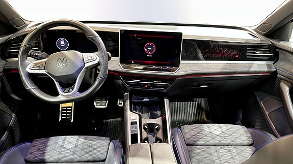 Volkswagen Passat 11 of 23