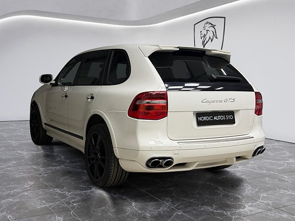 Porsche Cayenne GTS 4 of 20