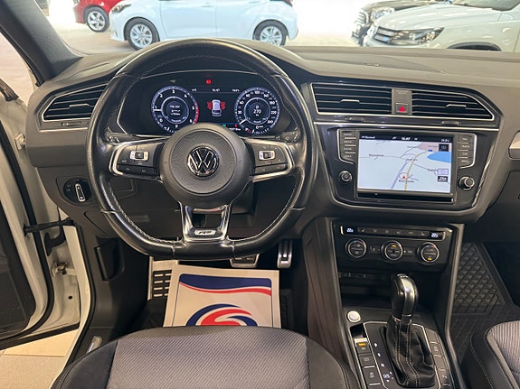 Volkswagen Tiguan 8 of 25