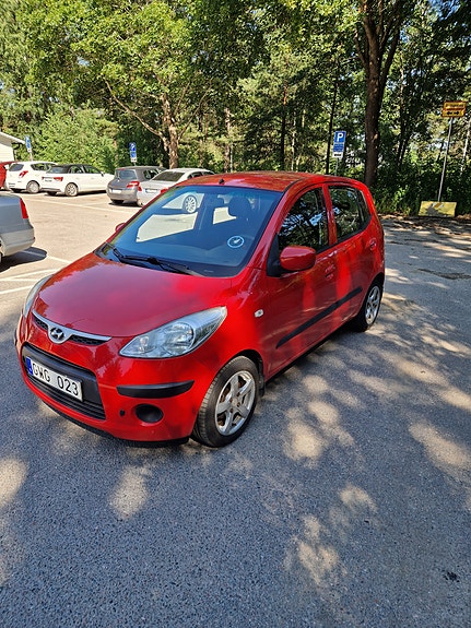 Hyundai i10 4 of 8