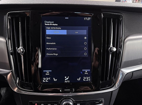 Volvo S90 17 of 30