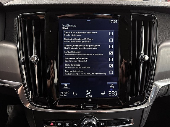 Volvo S90 21 of 30