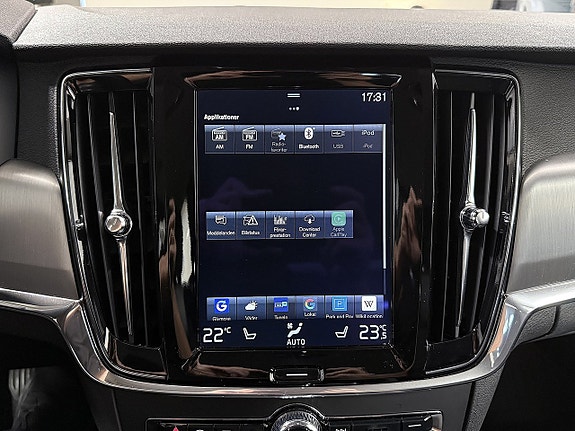 Volvo S90 27 of 30