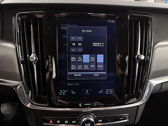 Volvo S90 23 of 30