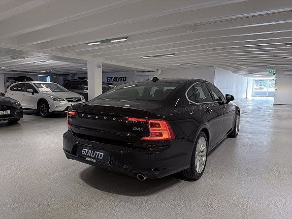 Volvo S90 5 of 30