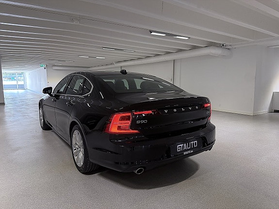 Volvo S90 7 of 30