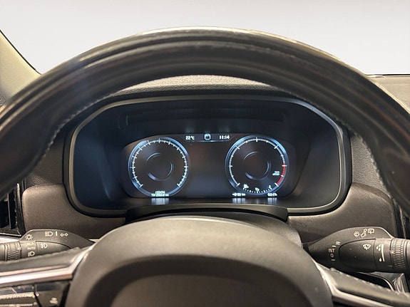 Volvo V90 Cross Country 12 of 21